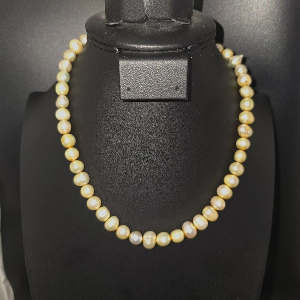 Irregular Natural Freshwater Pearl Necklace Creamy Beads Lobster Clasp - Picture 9 of 12